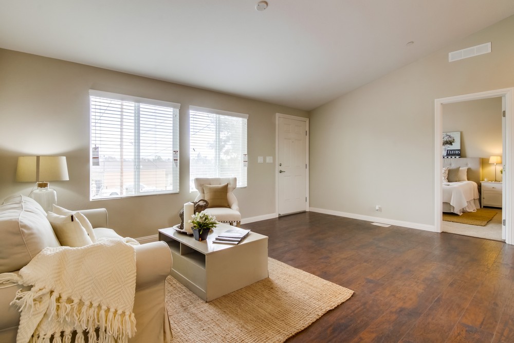 Virtual tour photo 10 of 73 for 3245 Clay Ave