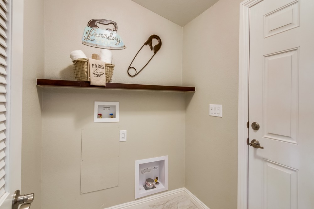 Virtual tour photo 31 of 73 for 3245 Clay Ave