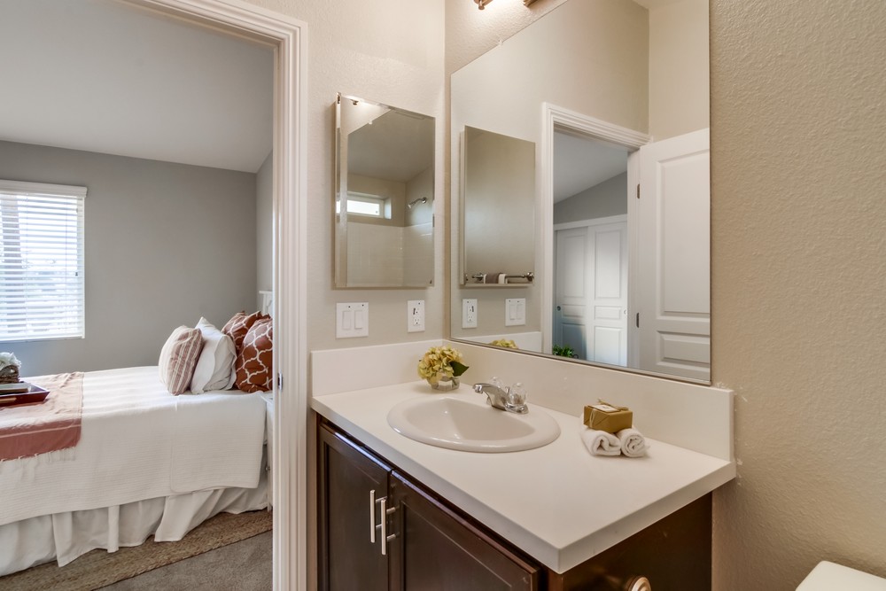 Virtual tour photo 57 of 73 for 3245 Clay Ave
