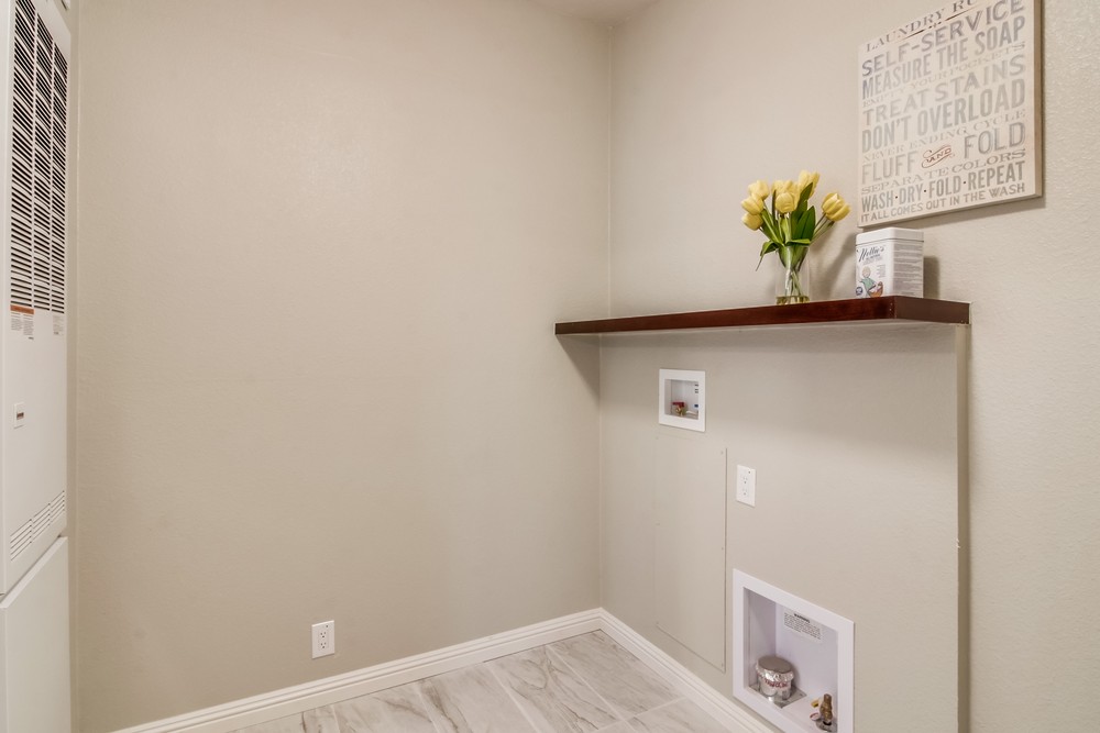 Virtual tour photo 59 of 73 for 3245 Clay Ave