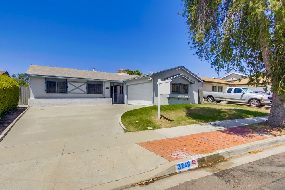 Virtual tour photo 3 of 40 for 3246 Altadena Ave