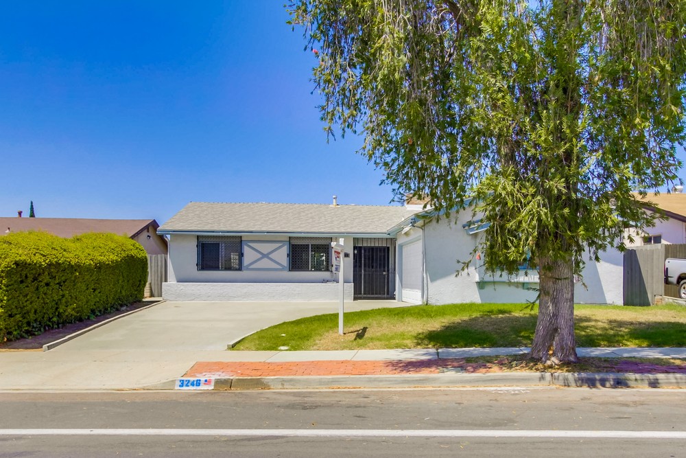 Virtual tour photo 4 of 40 for 3246 Altadena Ave