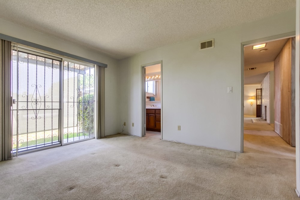 Virtual tour photo 22 of 40 for 3246 Altadena Ave