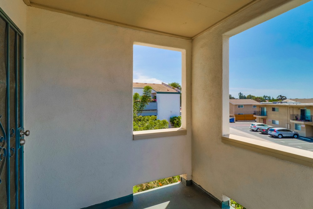 Virtual tour photo 7 of 41 for 3246 Ashford St D