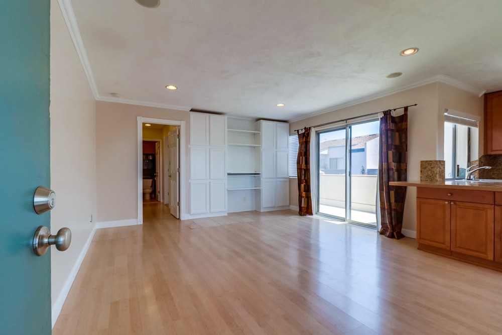 Virtual tour photo 9 of 41 for 3246 Ashford St D