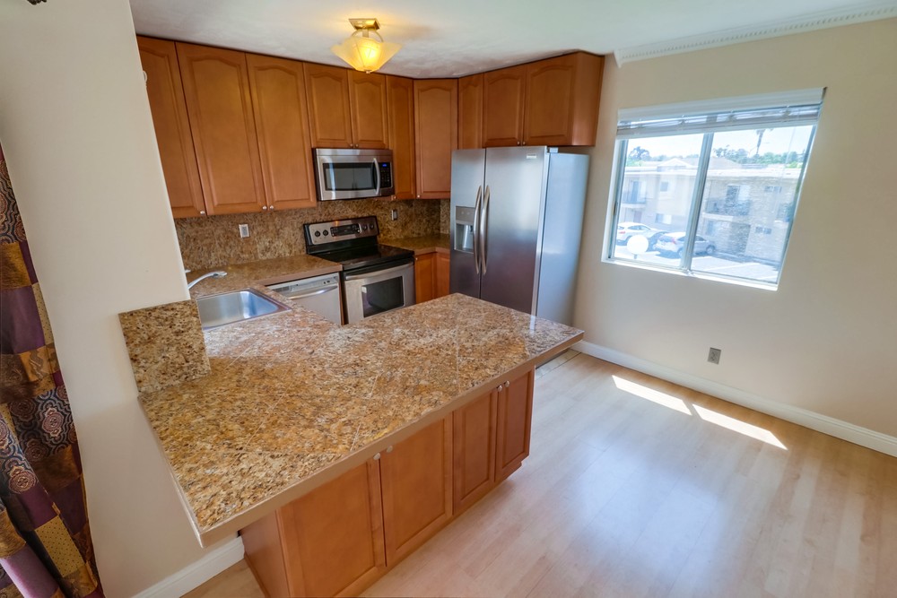 Virtual tour photo 18 of 41 for 3246 Ashford St D