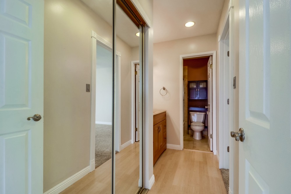 Virtual tour photo 30 of 41 for 3246 Ashford St D