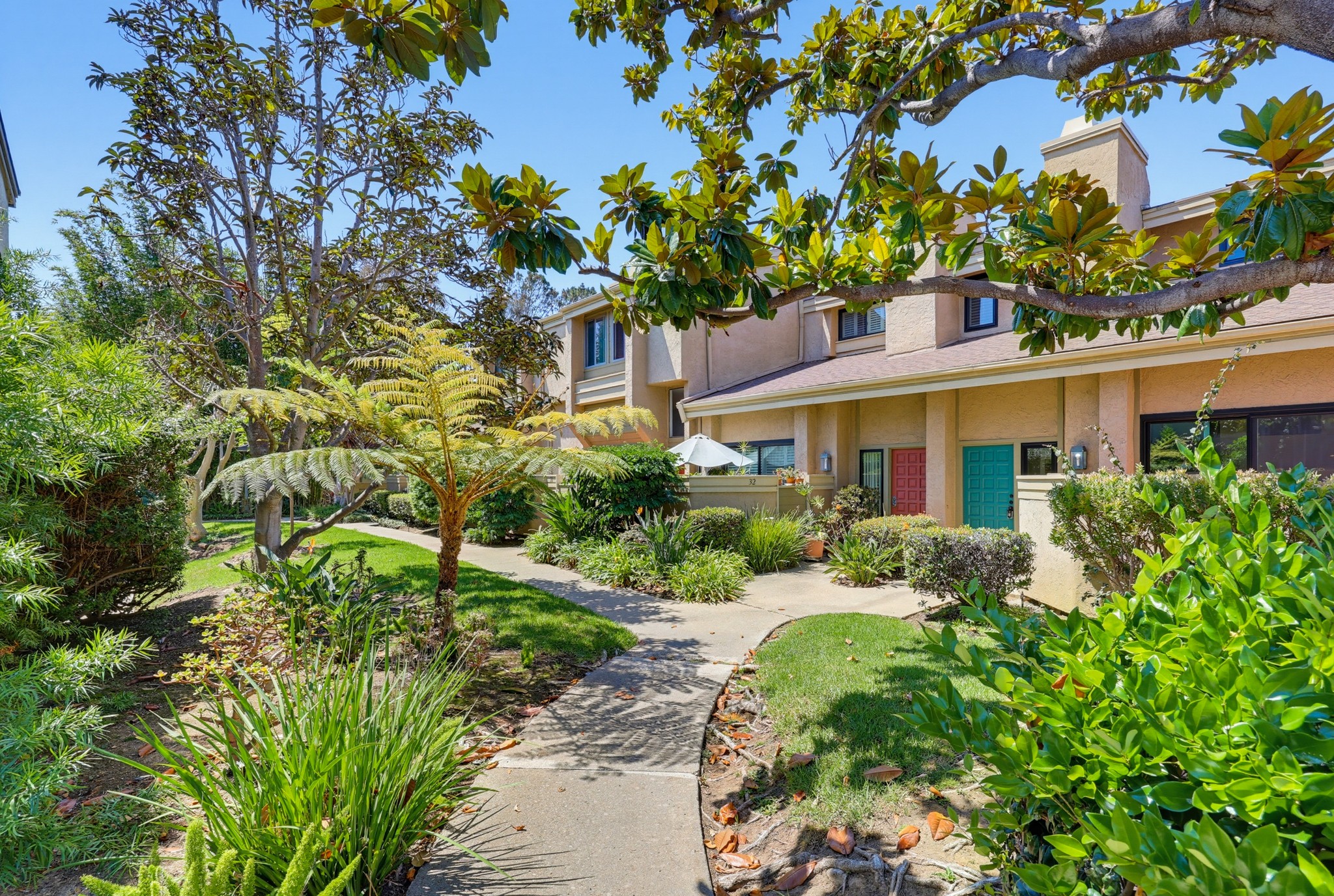 Virtual tour photo 3 of 58 for 3249 Caminito Eastbluff Unit 31