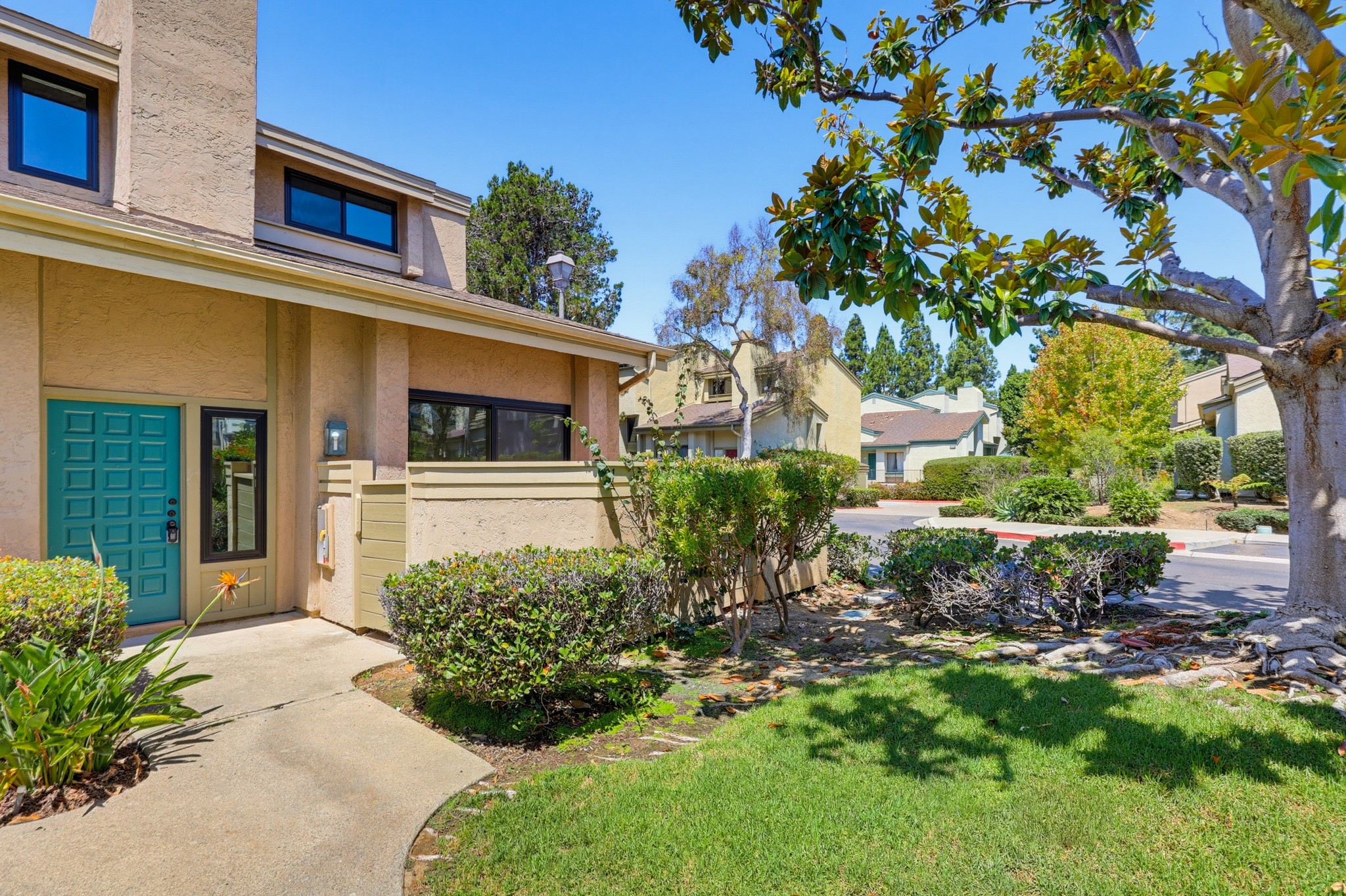 Virtual tour photo 7 of 58 for 3249 Caminito Eastbluff Unit 31