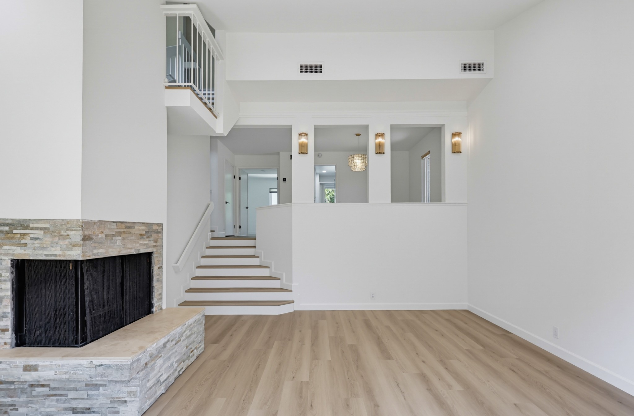 Virtual tour photo 14 of 58 for 3249 Caminito Eastbluff Unit 31