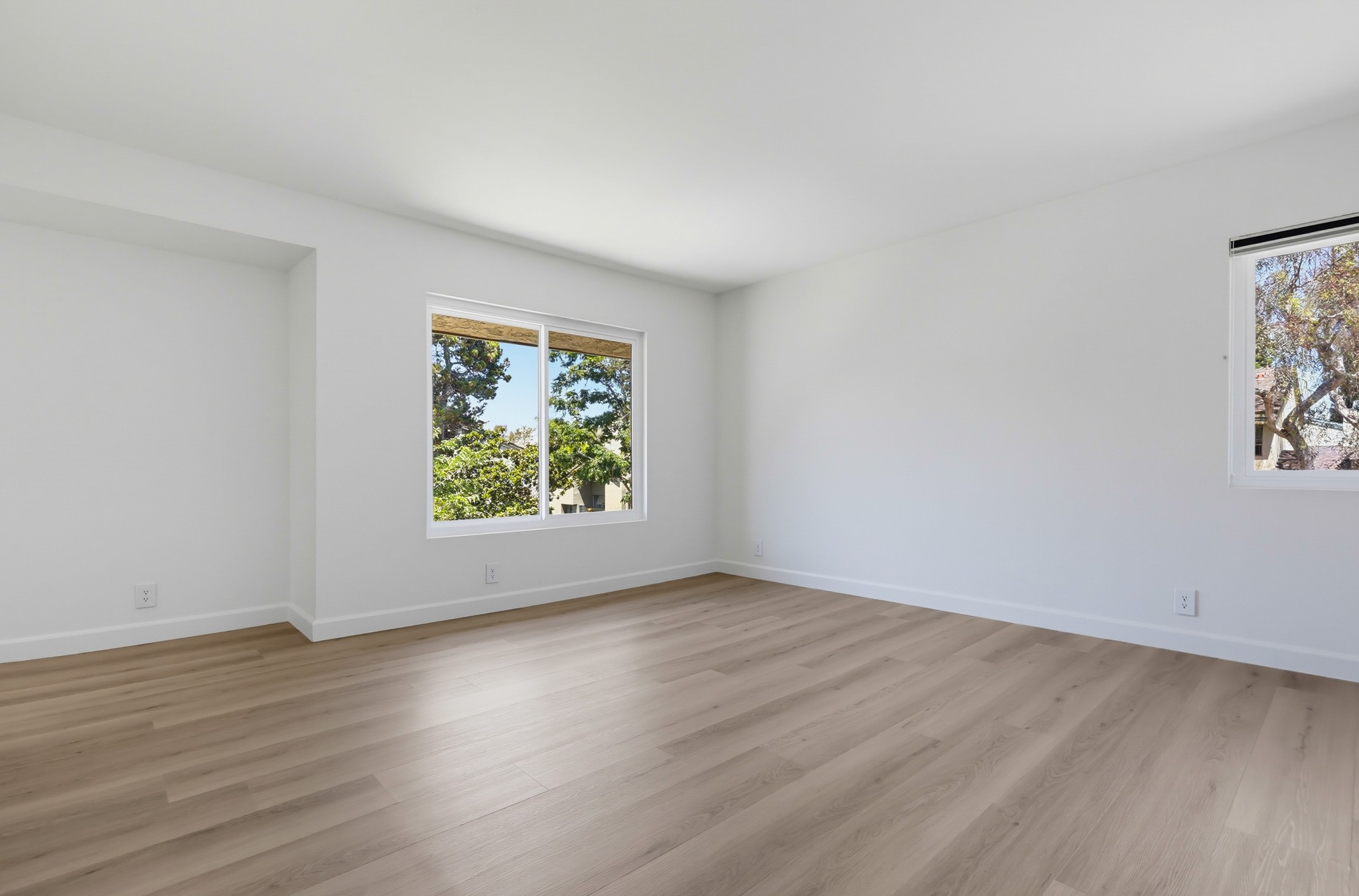 Virtual tour photo 38 of 58 for 3249 Caminito Eastbluff Unit 31