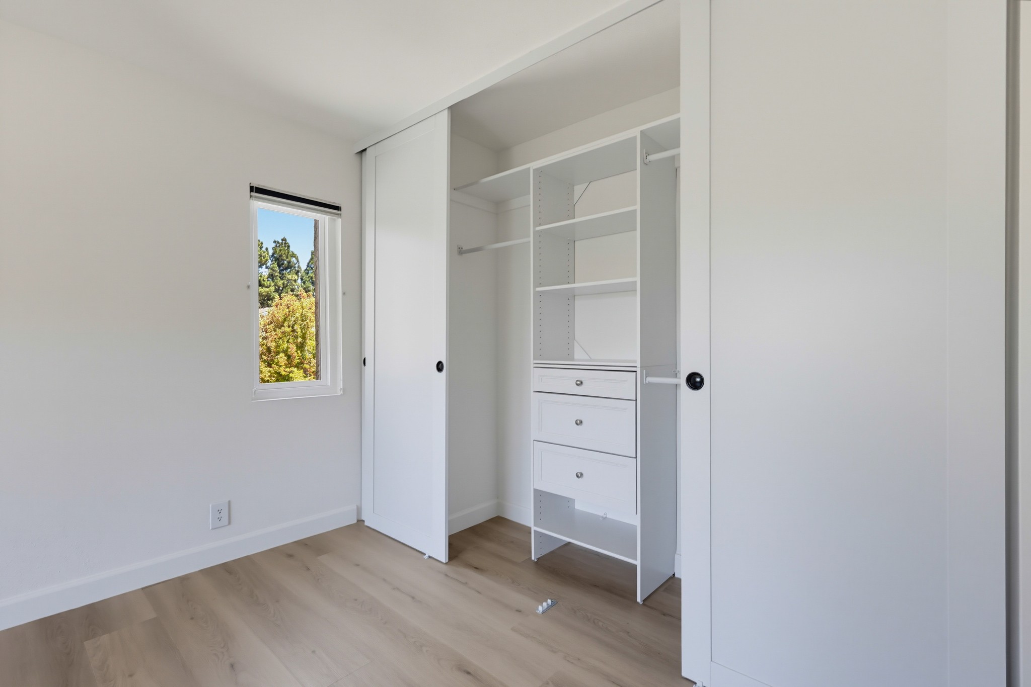 Virtual tour photo 42 of 58 for 3249 Caminito Eastbluff Unit 31