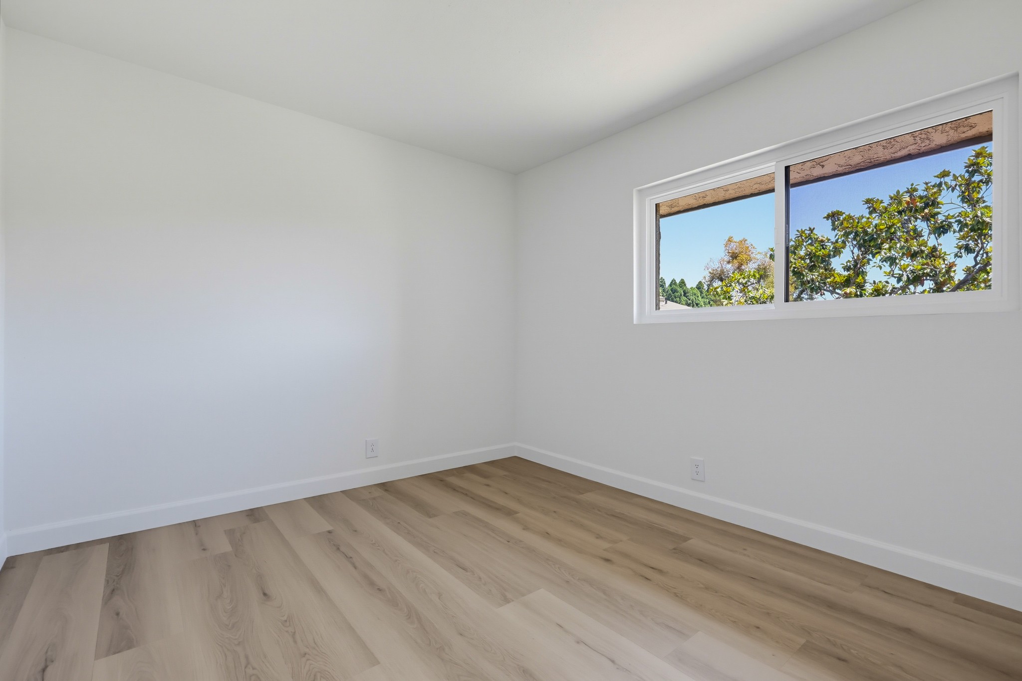 Virtual tour photo 45 of 58 for 3249 Caminito Eastbluff Unit 31