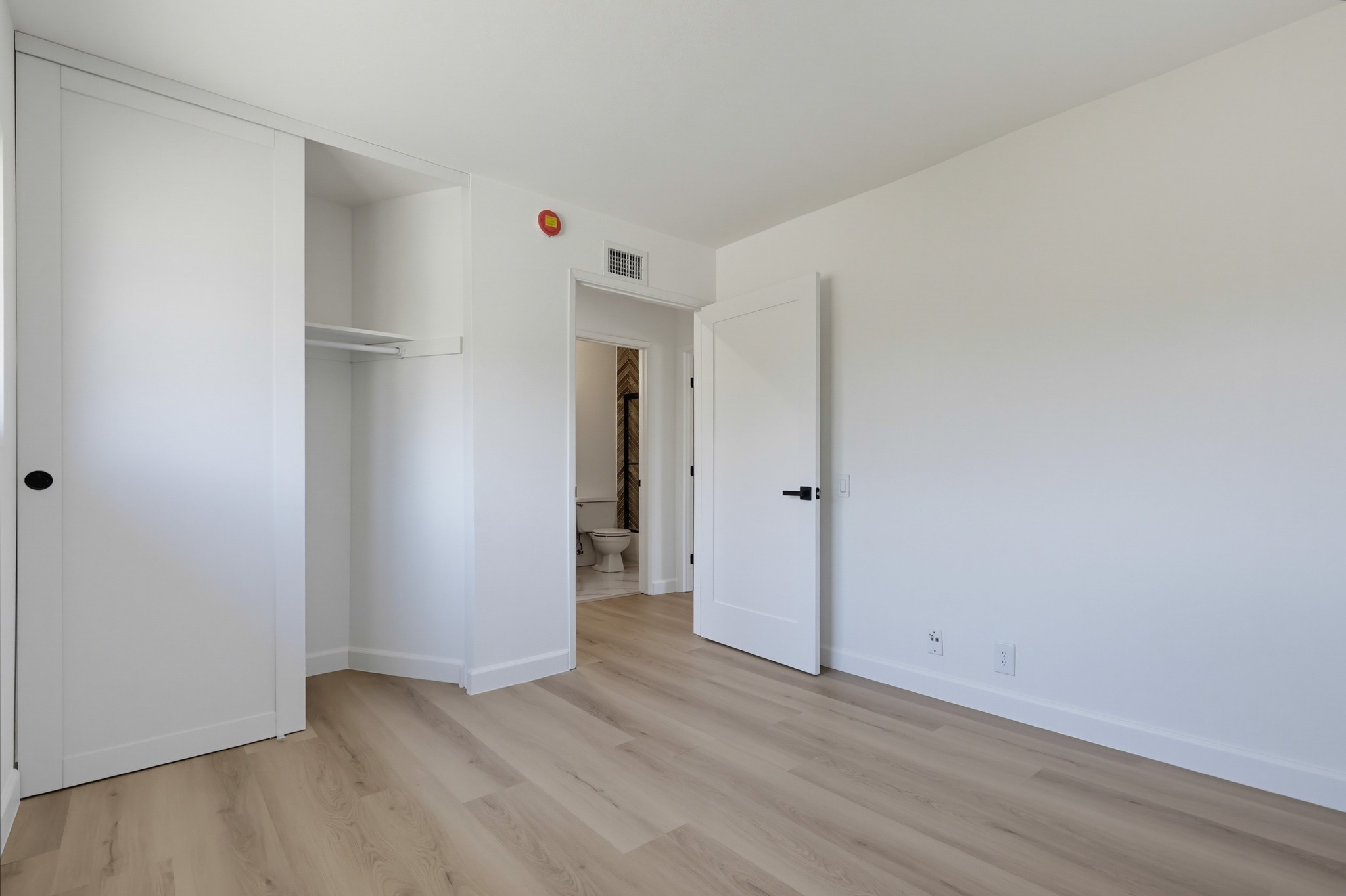 Virtual tour photo 47 of 58 for 3249 Caminito Eastbluff Unit 31