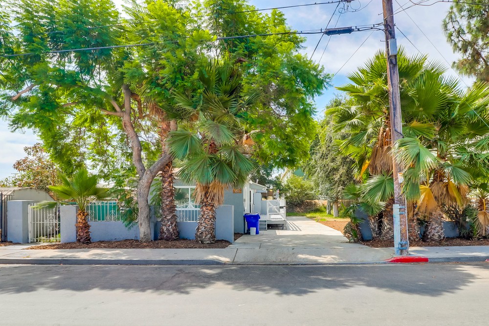 Virtual tour photo 3 of 35 for 3249 Martin Ave