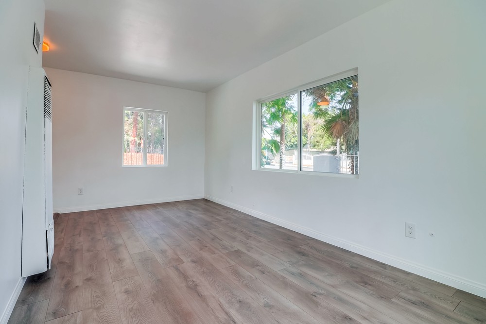 Virtual tour photo 14 of 35 for 3249 Martin Ave