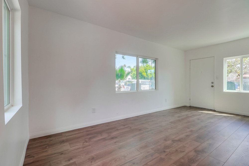 Virtual tour photo 16 of 35 for 3249 Martin Ave