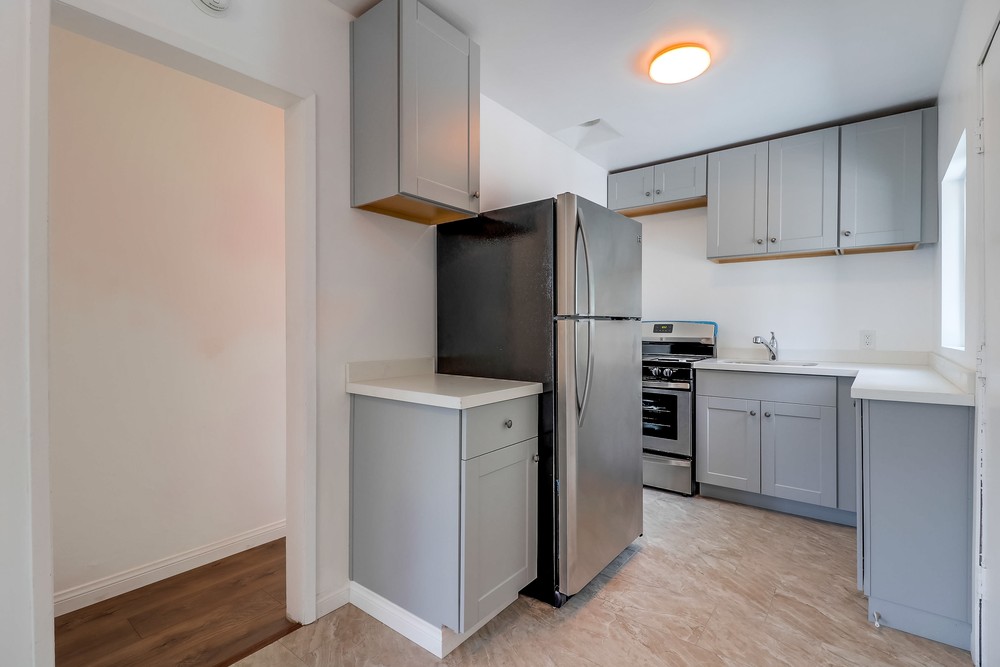 Virtual tour photo 18 of 35 for 3249 Martin Ave
