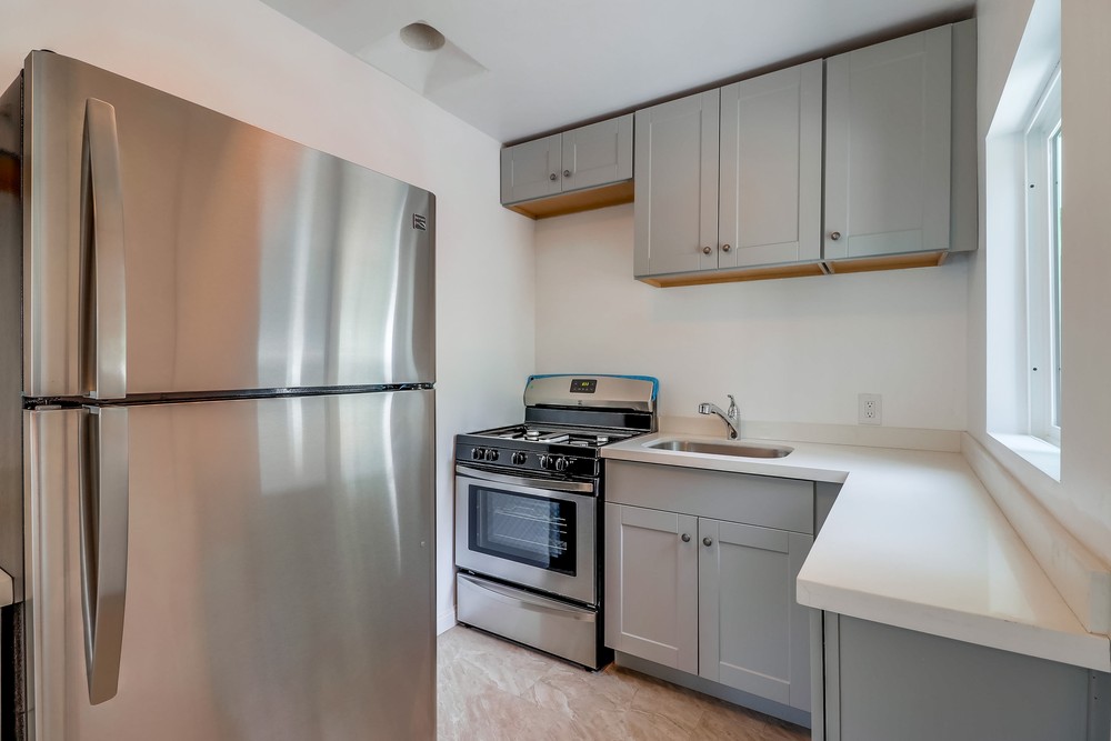 Virtual tour photo 21 of 35 for 3249 Martin Ave