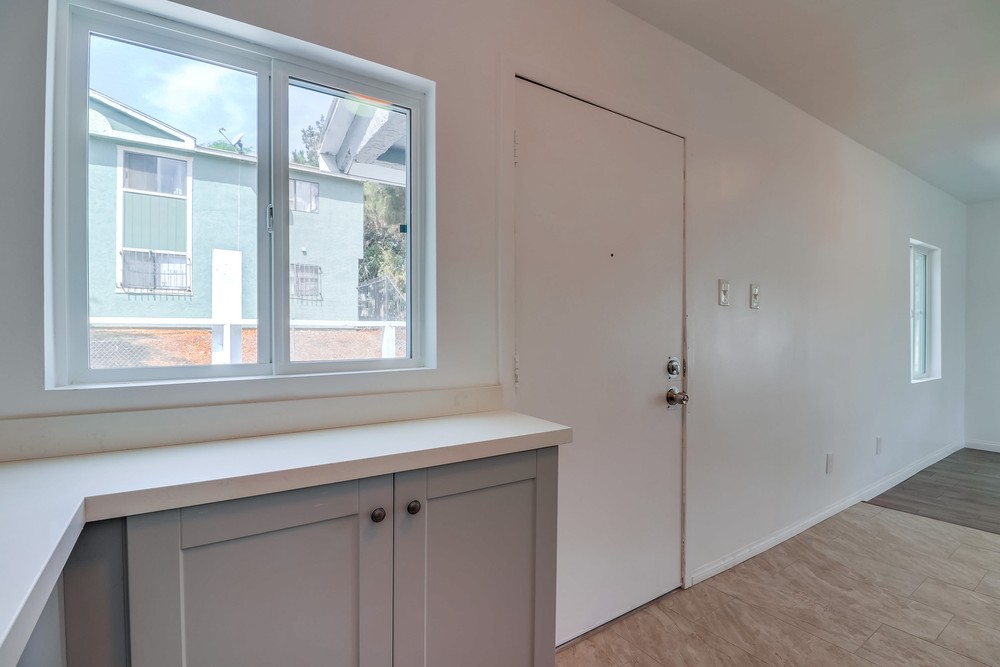 Virtual tour photo 24 of 35 for 3249 Martin Ave