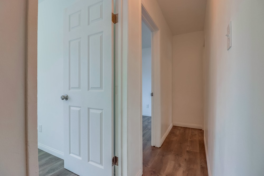 Virtual tour photo 26 of 35 for 3249 Martin Ave