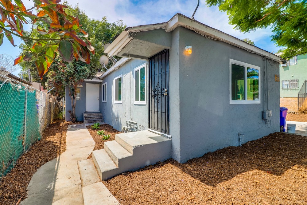 Virtual tour photo 35 of 35 for 3249 Martin Ave
