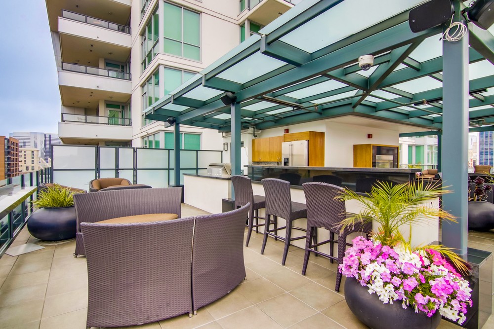 Virtual tour photo 45 of 46 for 325 Seventh Ave #1308