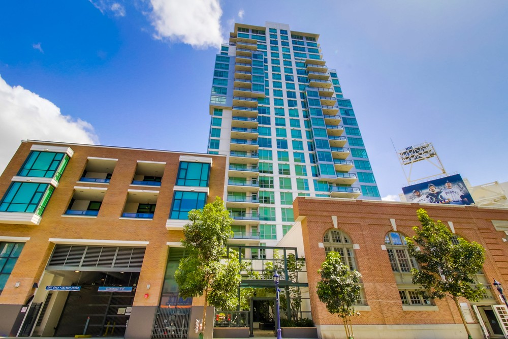 Virtual tour photo 3 of 51 for 325 Seventh Ave #1603