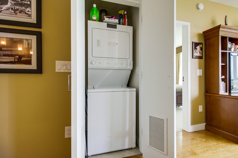Virtual tour photo 29 of 51 for 325 Seventh Ave #1603