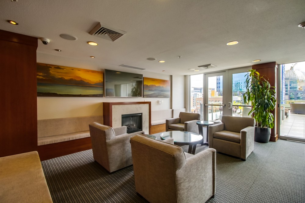 Virtual tour photo 42 of 51 for 325 Seventh Ave #1603