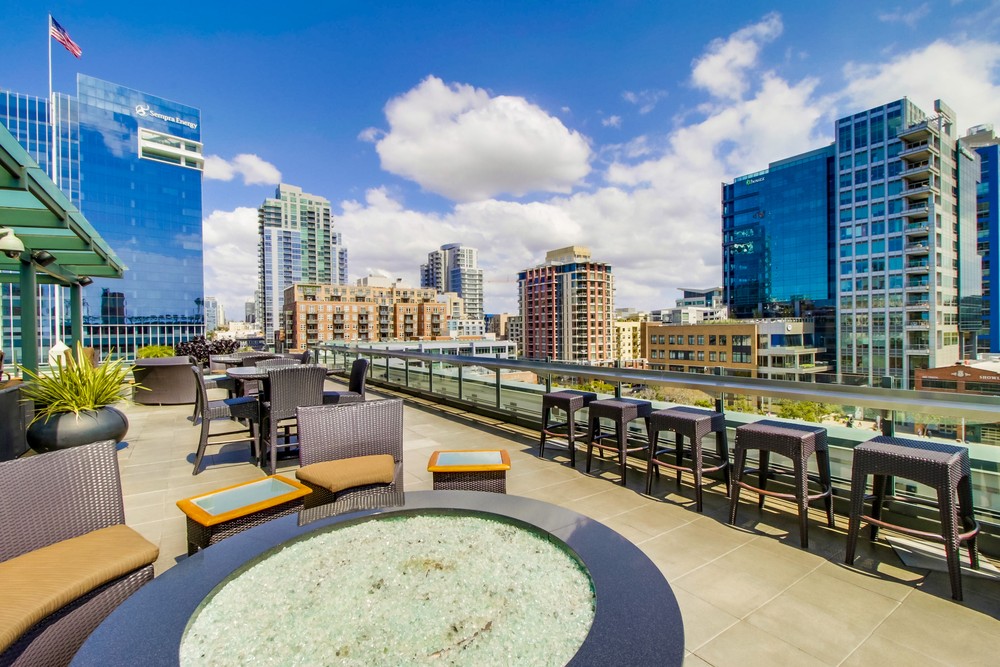 Virtual tour photo 47 of 51 for 325 Seventh Ave #1603