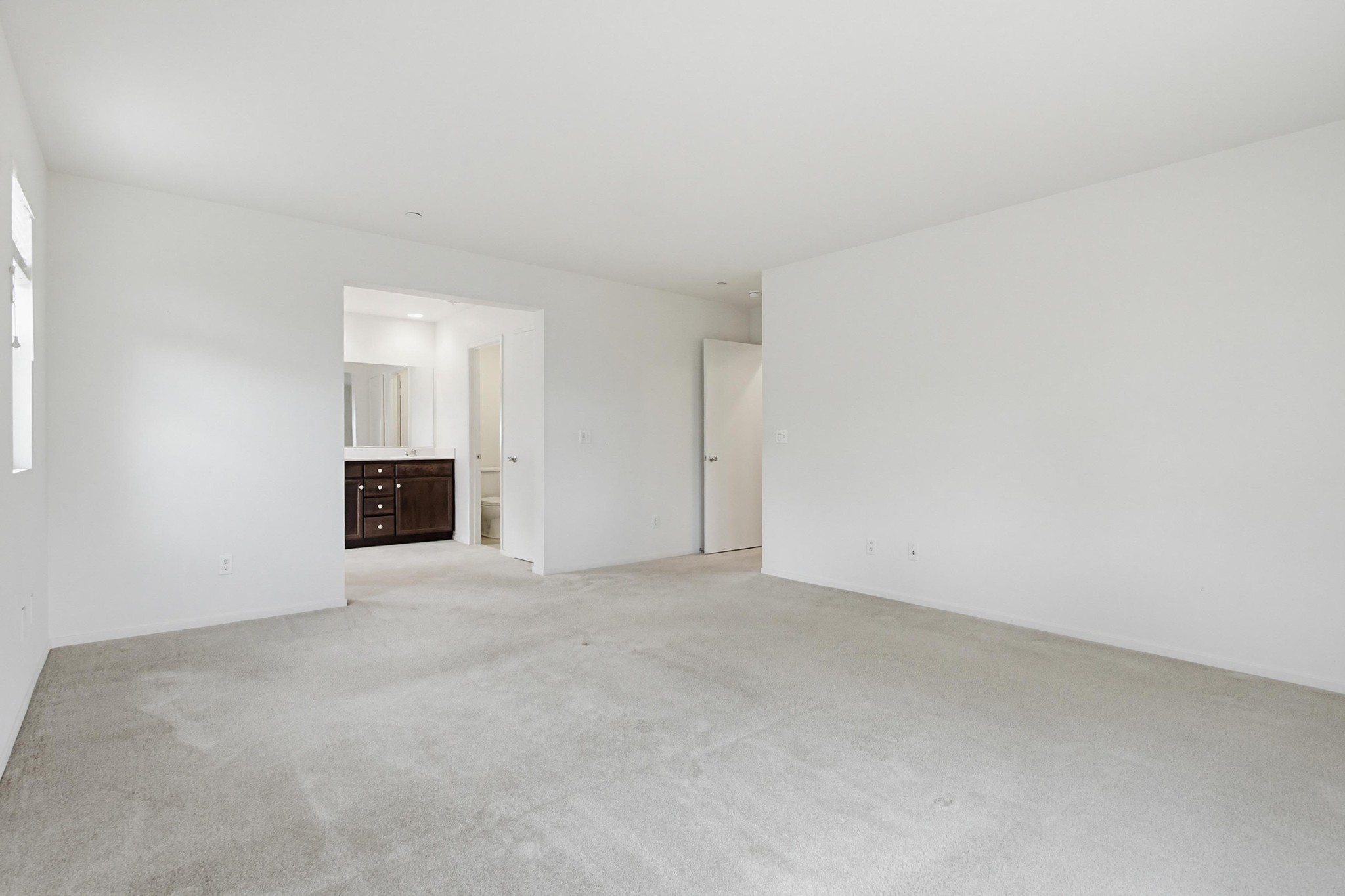 Virtual tour photo 33 of 65 for 352 Tom McGuinness Jr Circle