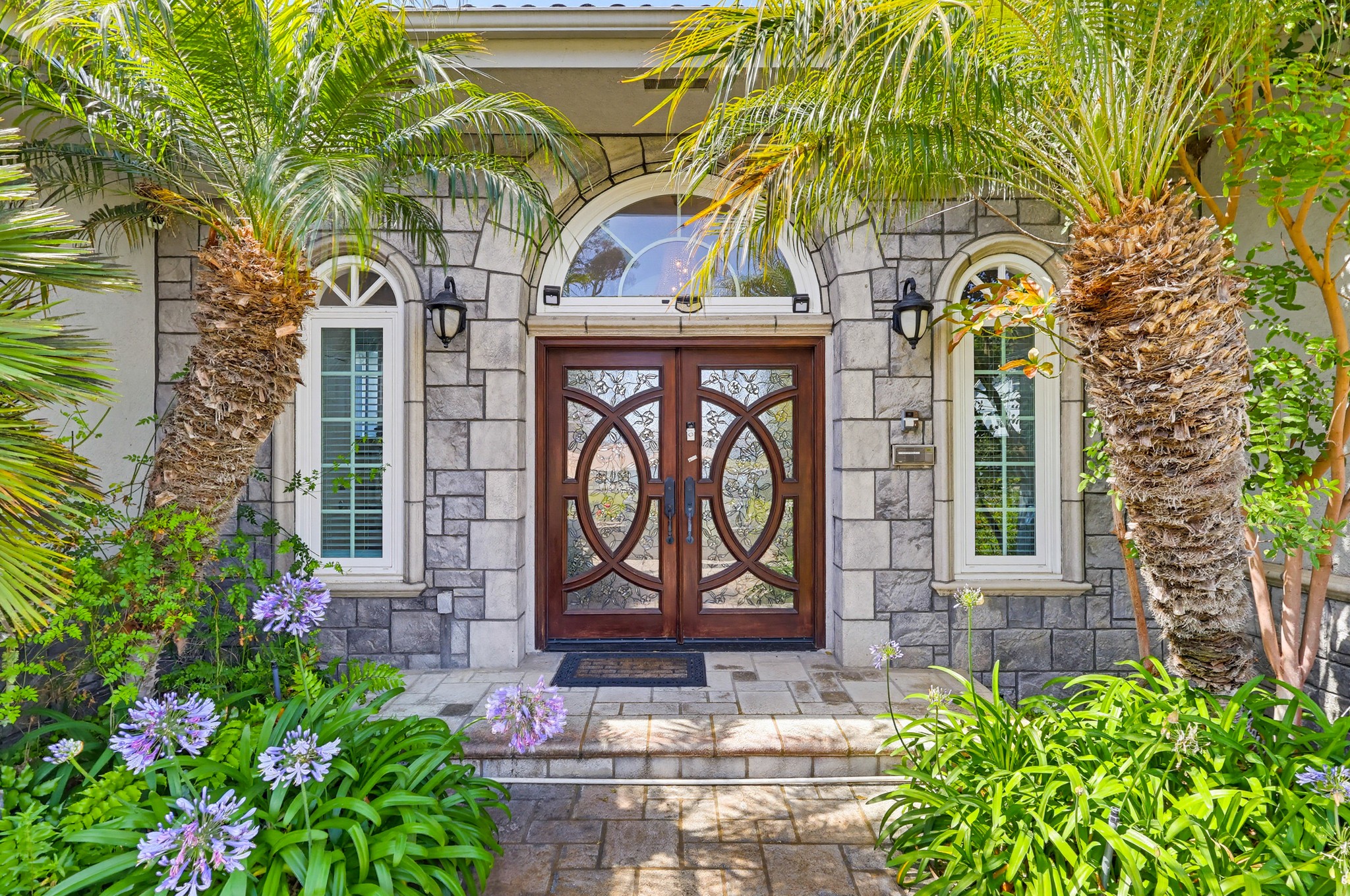 Virtual tour photo 11 of 143 for 32507 Seacliff Dr