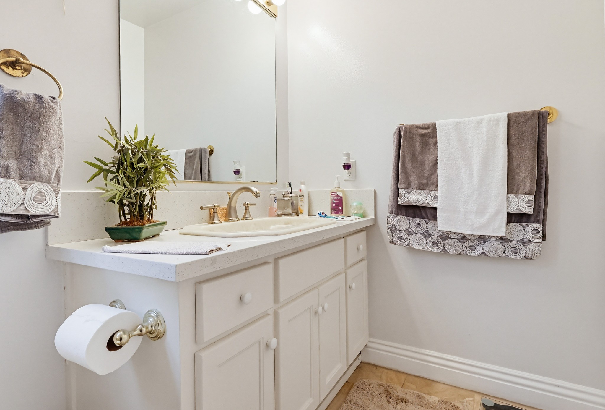 Virtual tour photo 61 of 143 for 32507 Seacliff Dr