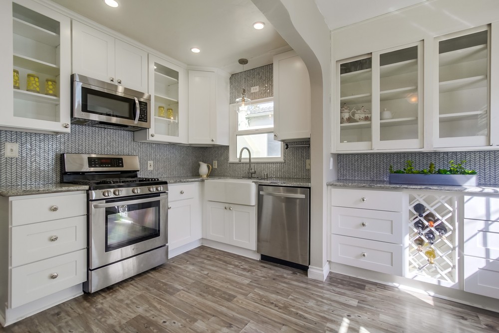 Virtual tour photo 13 of 31 for 3253 Meade Ave