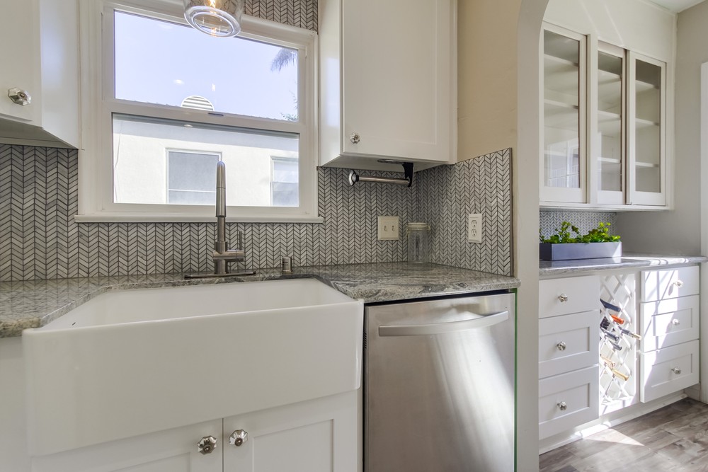 Virtual tour photo 14 of 31 for 3253 Meade Ave