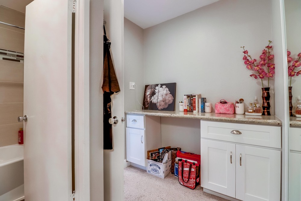 Virtual tour photo 19 of 28 for 3254 Ashford St unit O