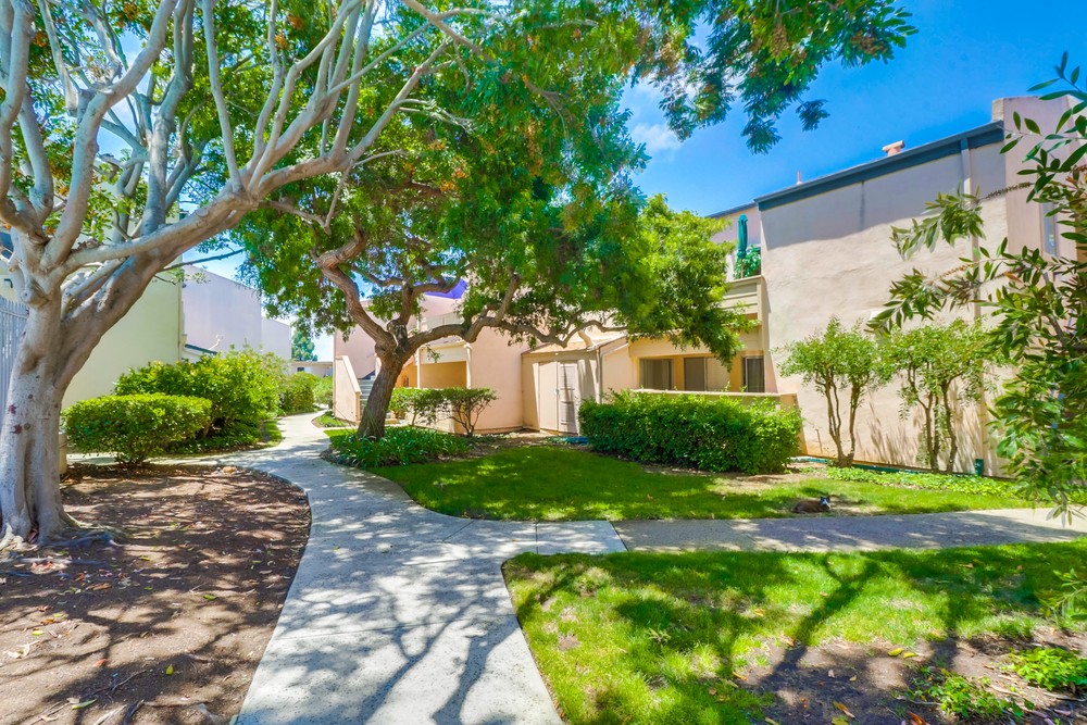 Virtual tour photo 4 of 32 for 3254 Ashford St