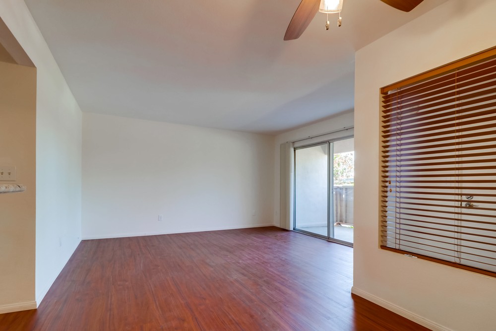 Virtual tour photo 9 of 32 for 3254 Ashford St