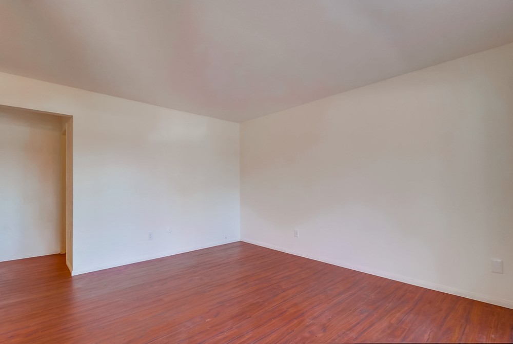 Virtual tour photo 14 of 32 for 3254 Ashford St