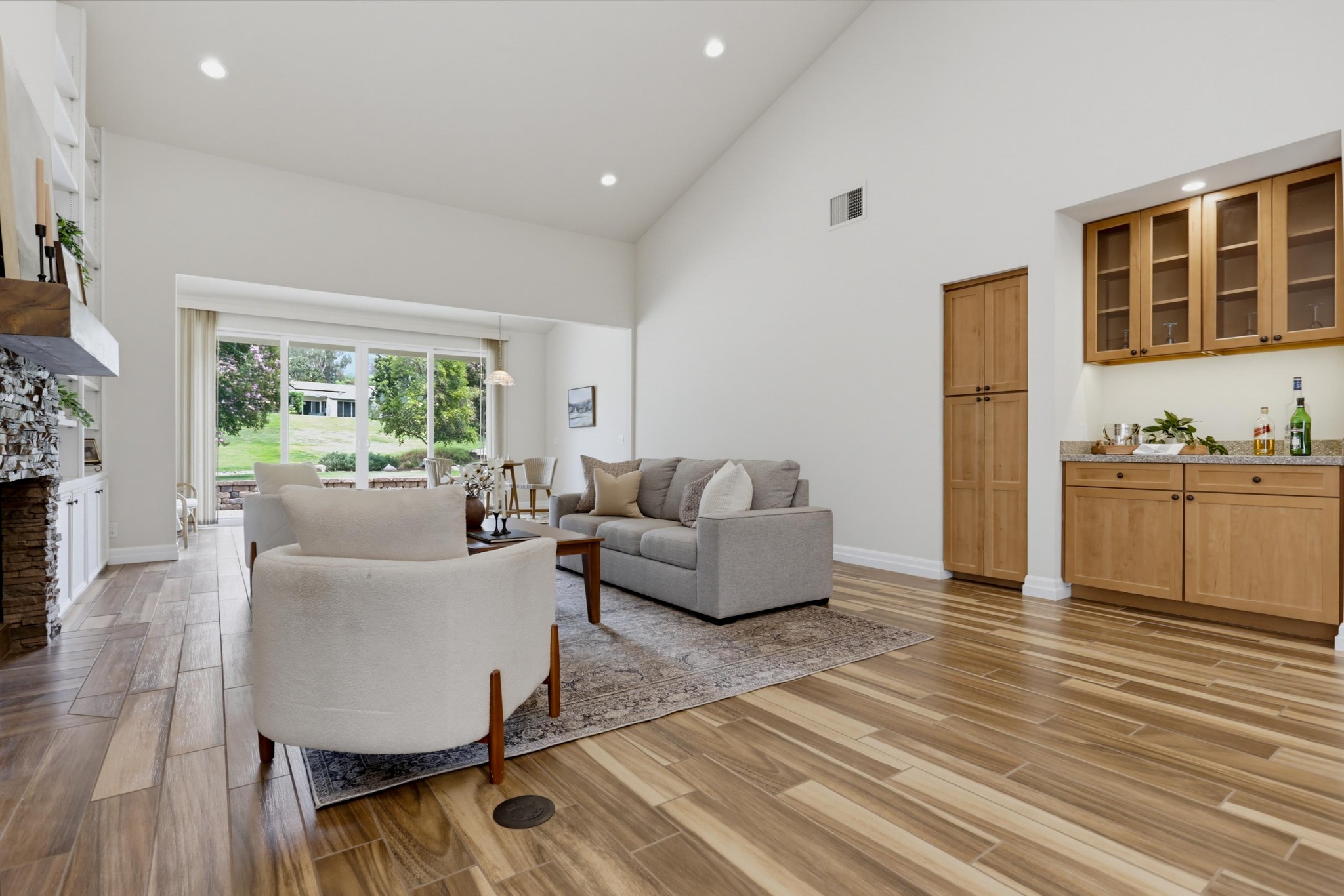 Virtual tour photo 16 of 42 for 32551 Luiseno Cir Dr