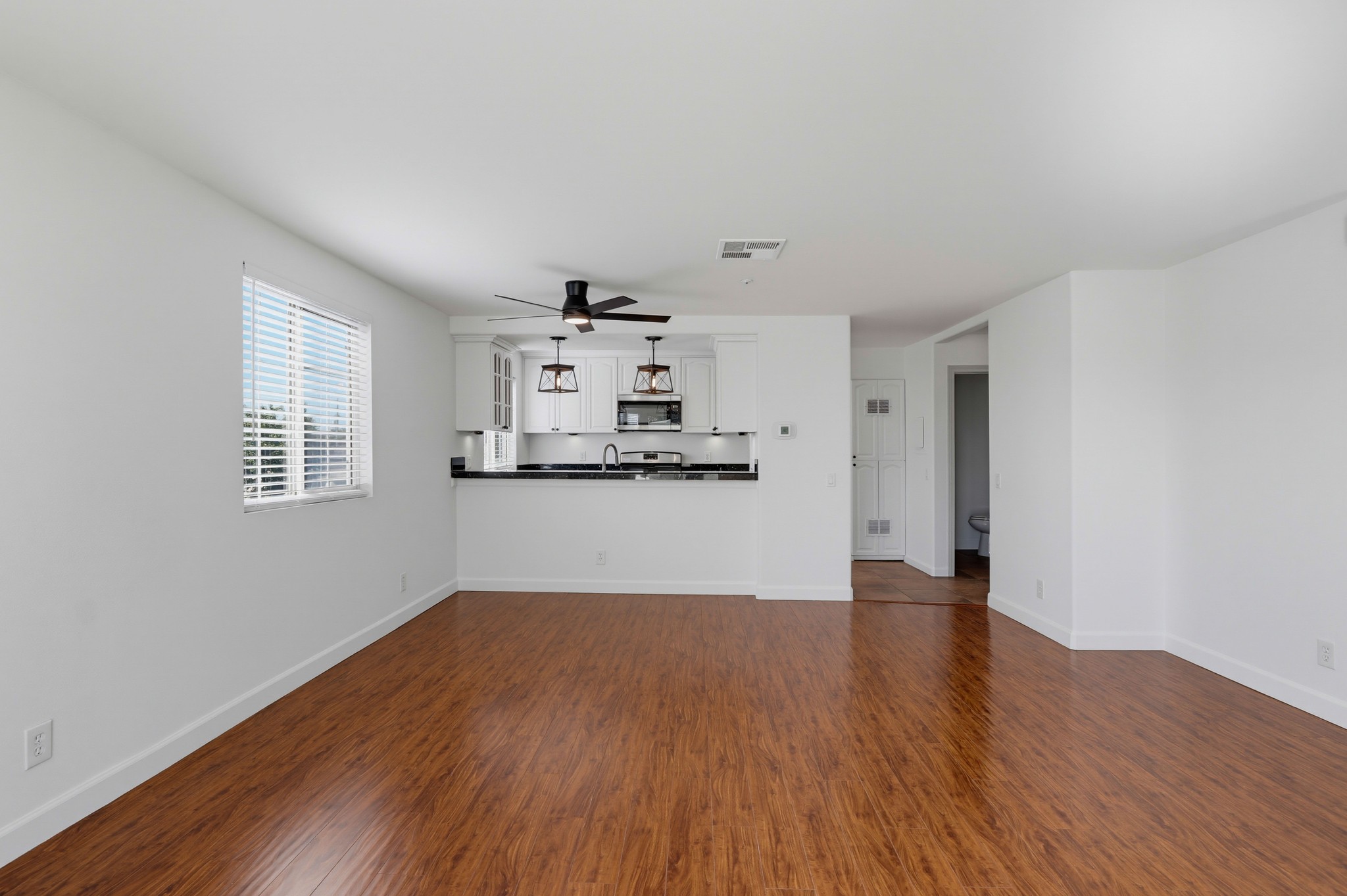Virtual tour photo 18 of 60 for 3259 W Ball Rd