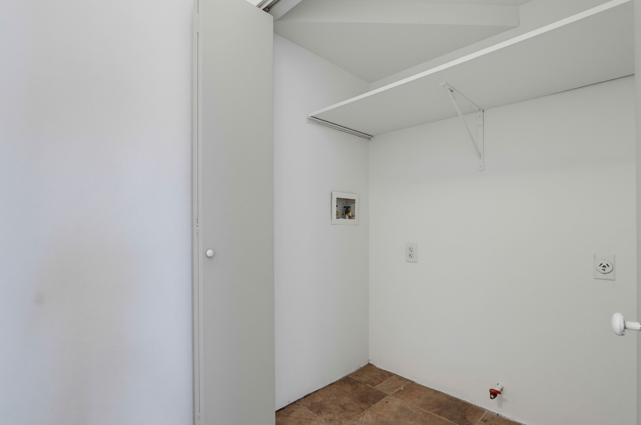 Virtual tour photo 34 of 60 for 3259 W Ball Rd