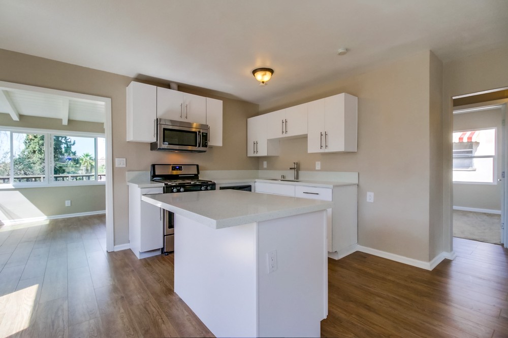 Virtual tour photo 13 of 38 for 326 Thrush St