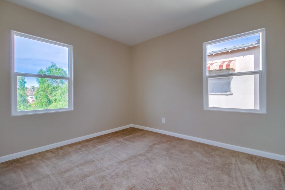 Virtual tour photo 19 of 38 for 326 Thrush St
