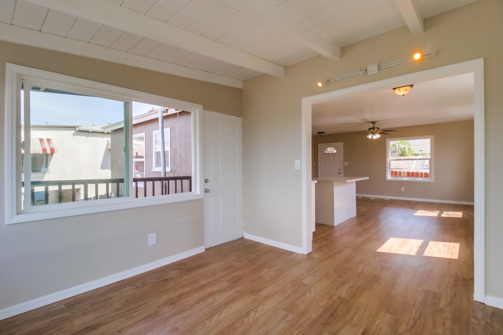 Virtual tour photo 25 of 38 for 326 Thrush St