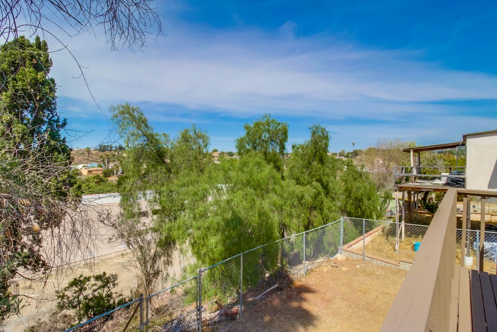 Virtual tour photo 31 of 38 for 326 Thrush St