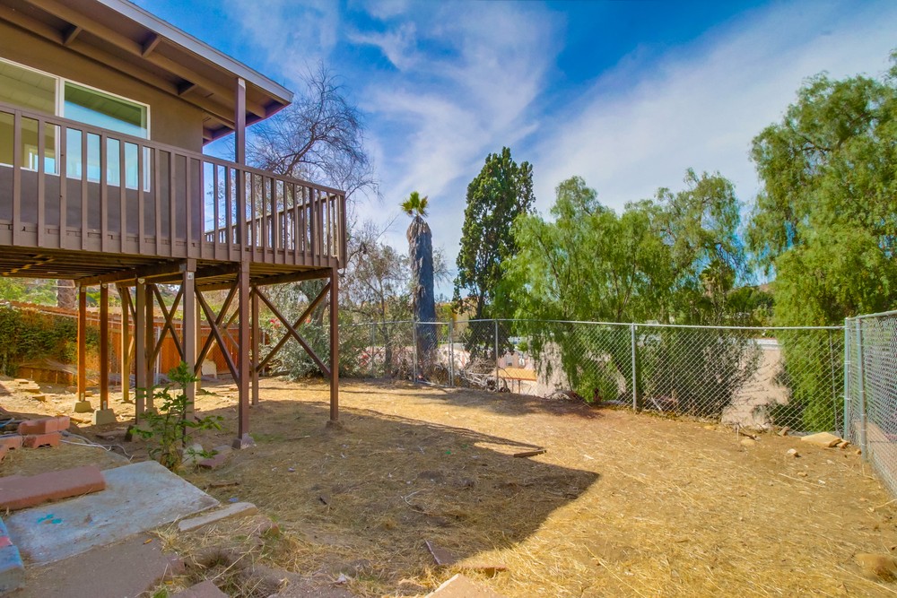 Virtual tour photo 34 of 38 for 326 Thrush St