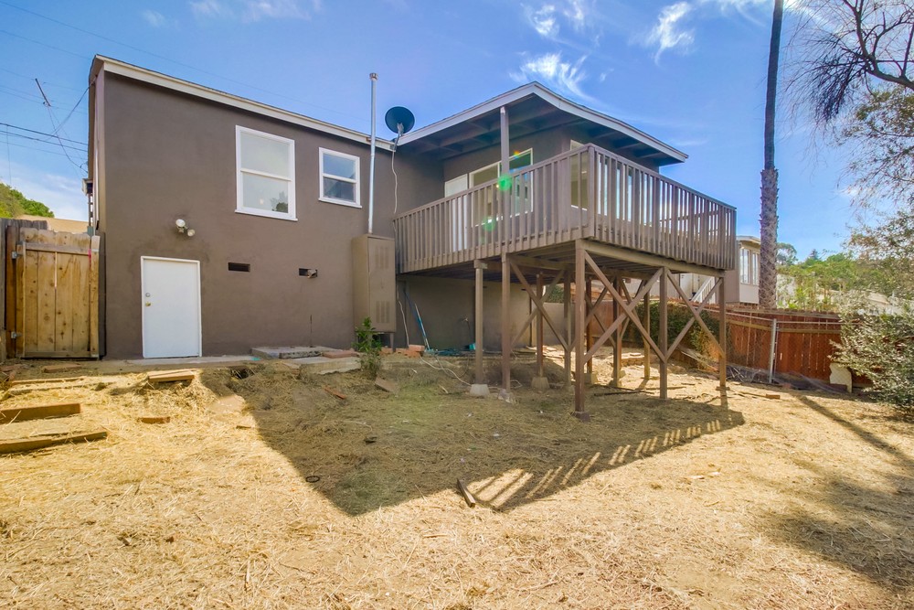 Virtual tour photo 35 of 38 for 326 Thrush St