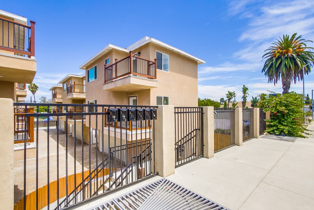 Virtual tour photo 5 of 76 for 3262 Imperial Ave